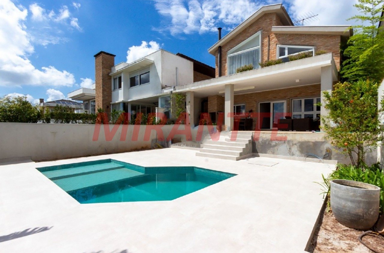Cond. fechado de 380m² com 4 quartos em Aldeia da Serra