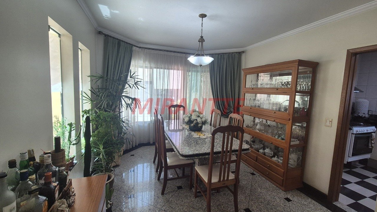 Sobrado de 285m² com 4 quartos em Chácara Belenzinho