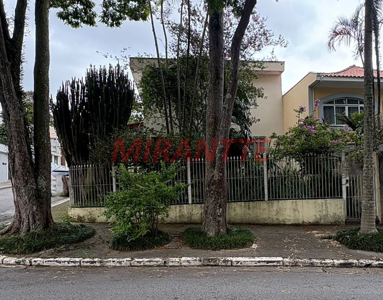 Sobrado de 196m² com 3 quartos em Palmas Do Tremembé