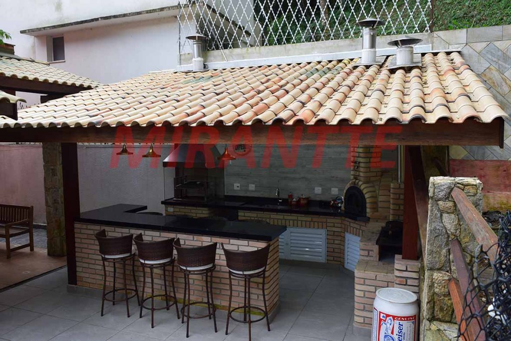 Sobrado de 173m² com 3 quartos em Jardim Itatinga