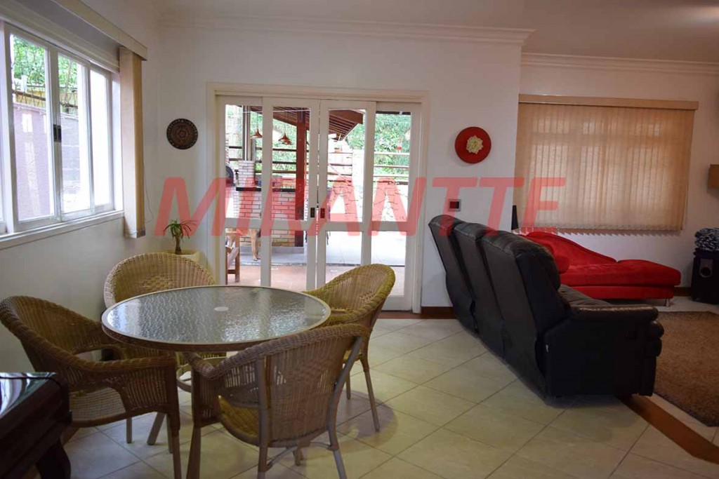 Sobrado de 173m² com 3 quartos em Jardim Itatinga