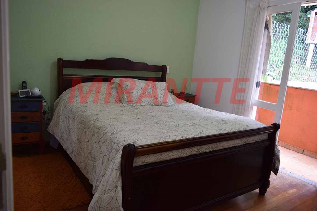 Sobrado de 173m² com 3 quartos em Jardim Itatinga