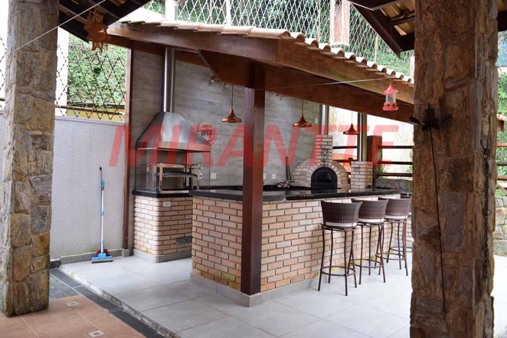 Sobrado de 173m² com 3 quartos em Jardim Itatinga