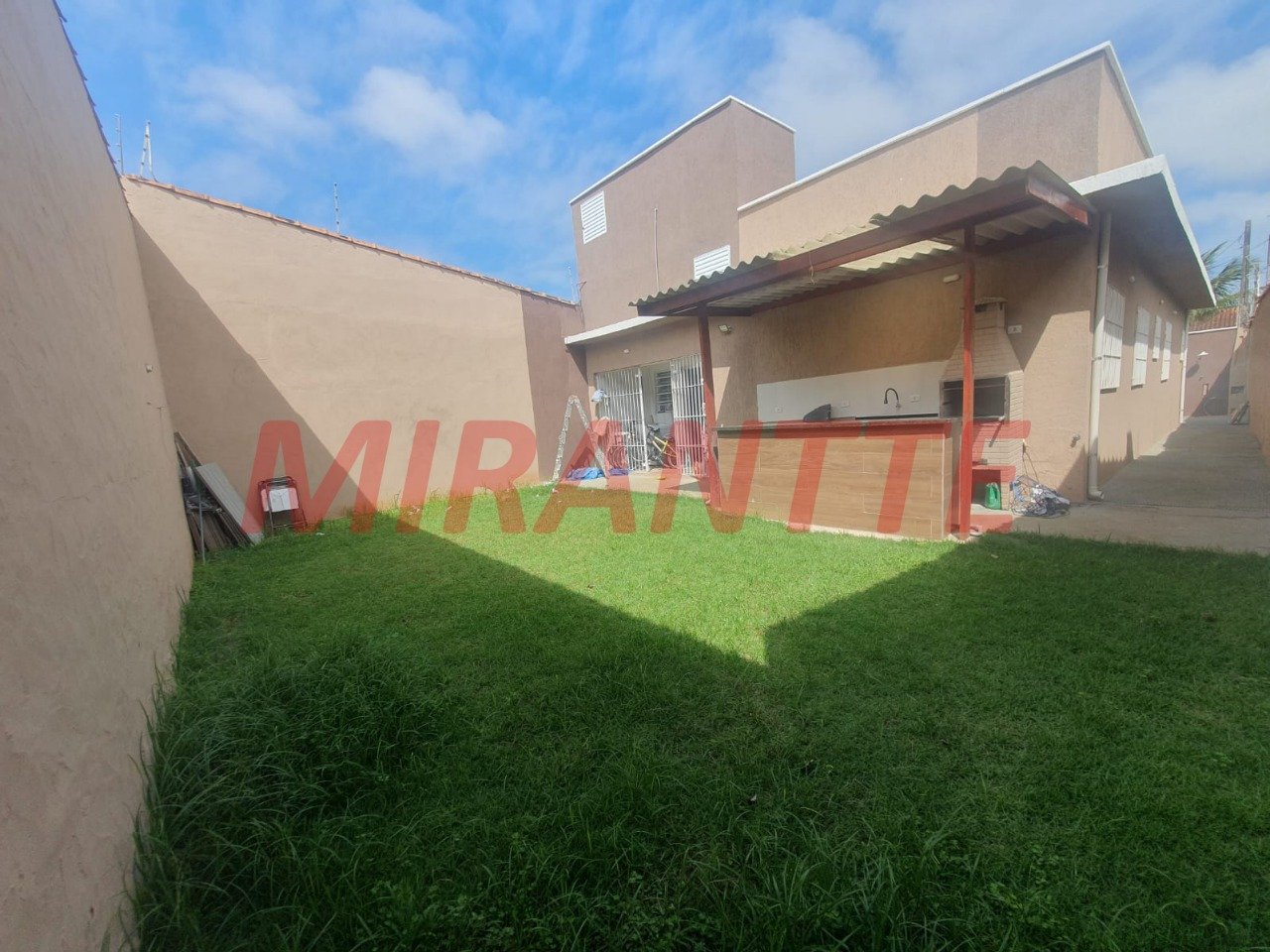 Casa terrea de 107.53m² com 4 quartos em Jamaica (Praia)