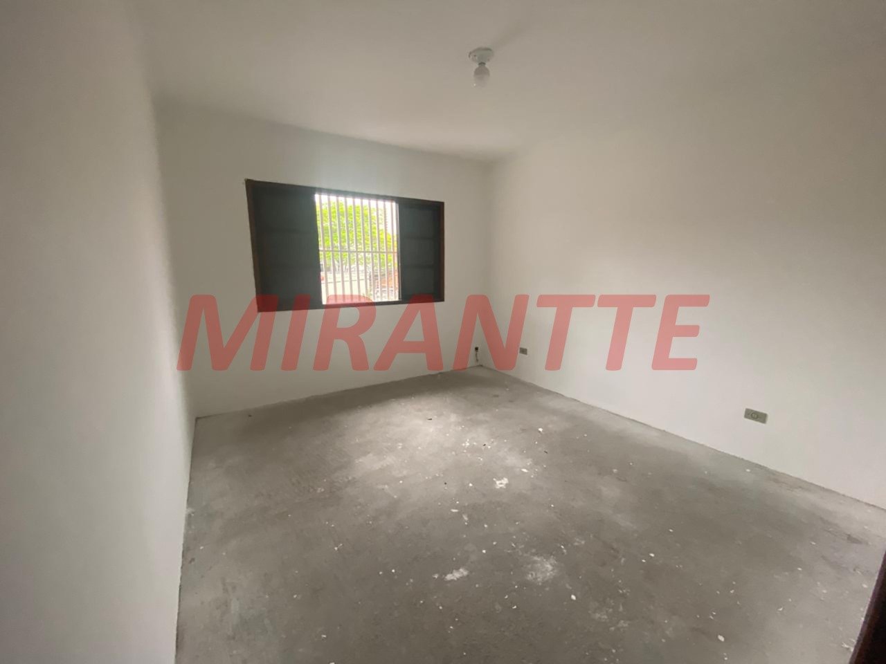 Sobrado de 131m² com 3 quartos em Água Fria