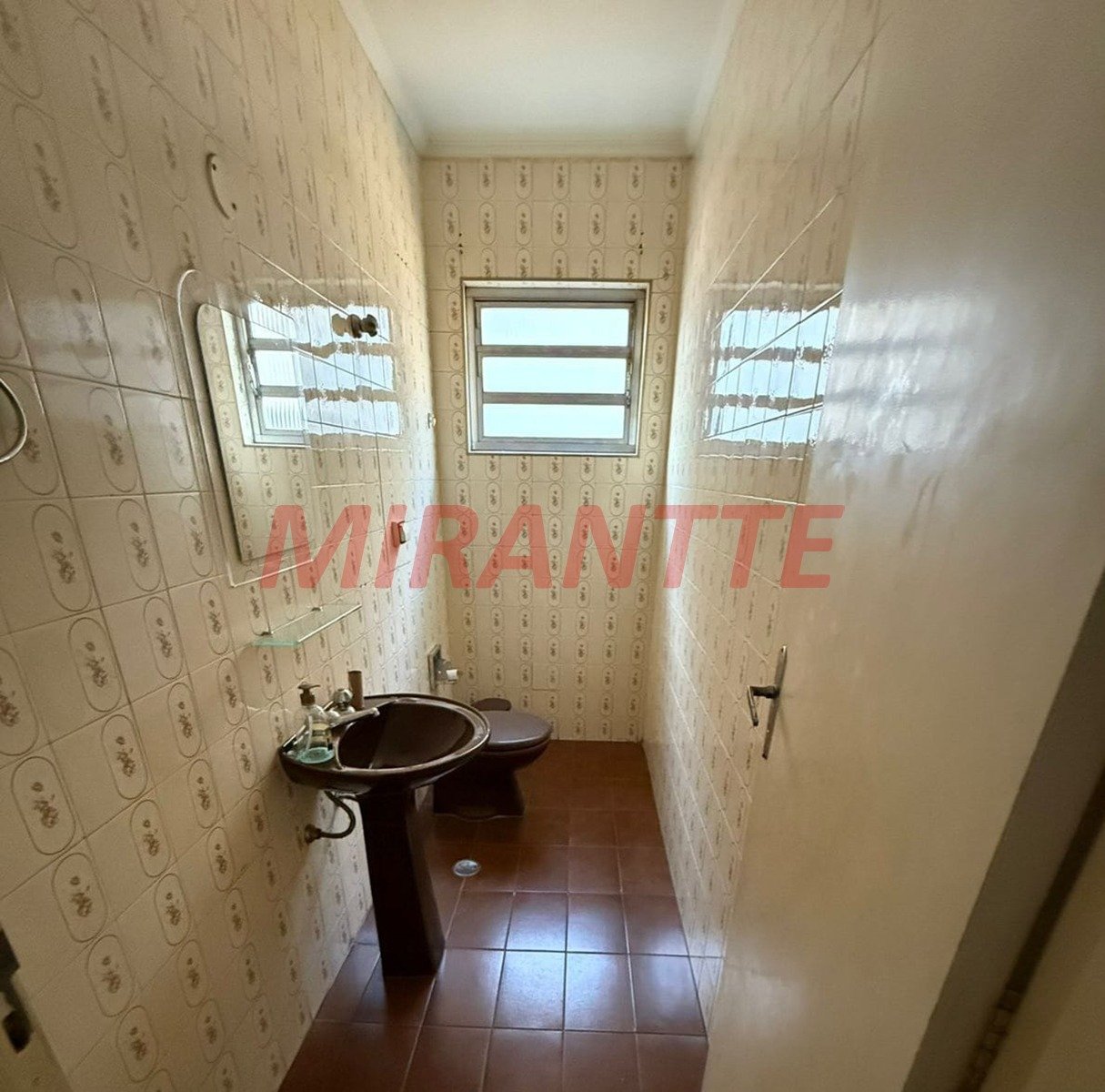 Sobrado de 192m² com 3 quartos em Vila Nova Mazzei