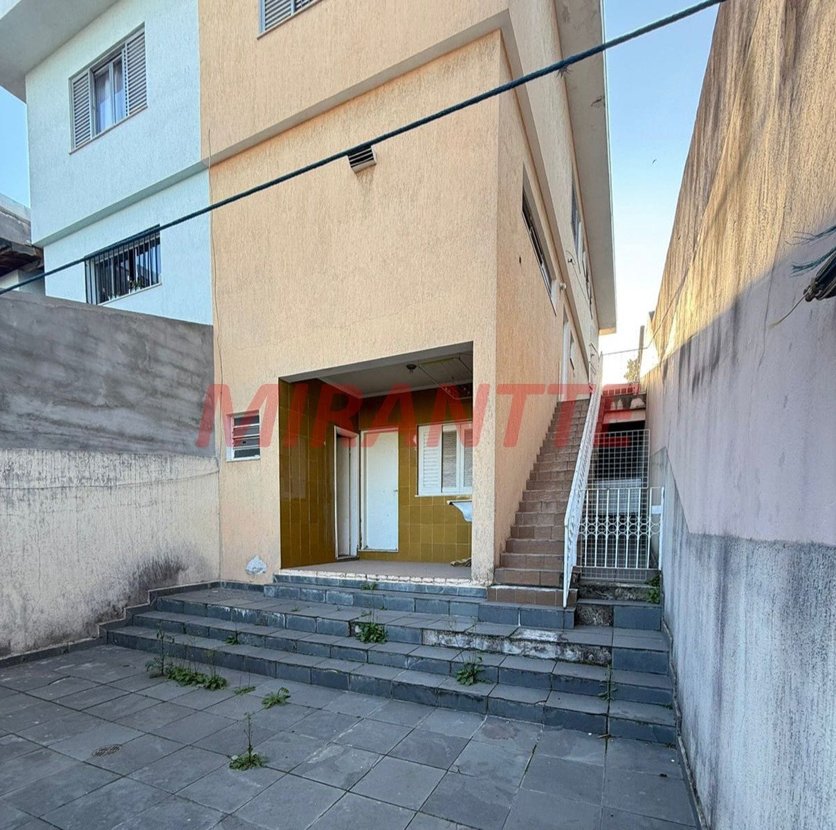Sobrado de 192m² com 3 quartos em Vila Nova Mazzei