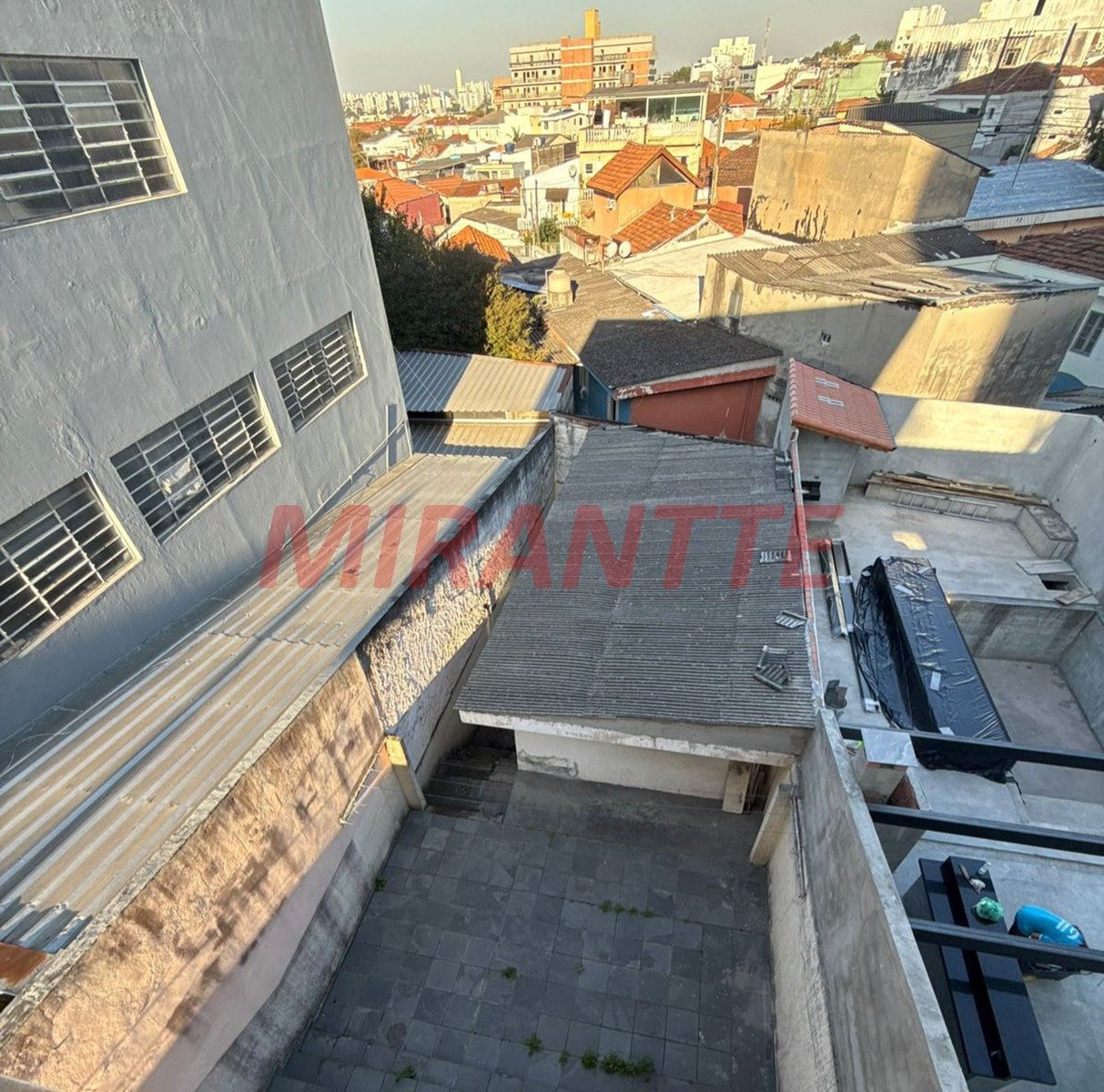 Sobrado de 192m² com 3 quartos em Vila Nova Mazzei