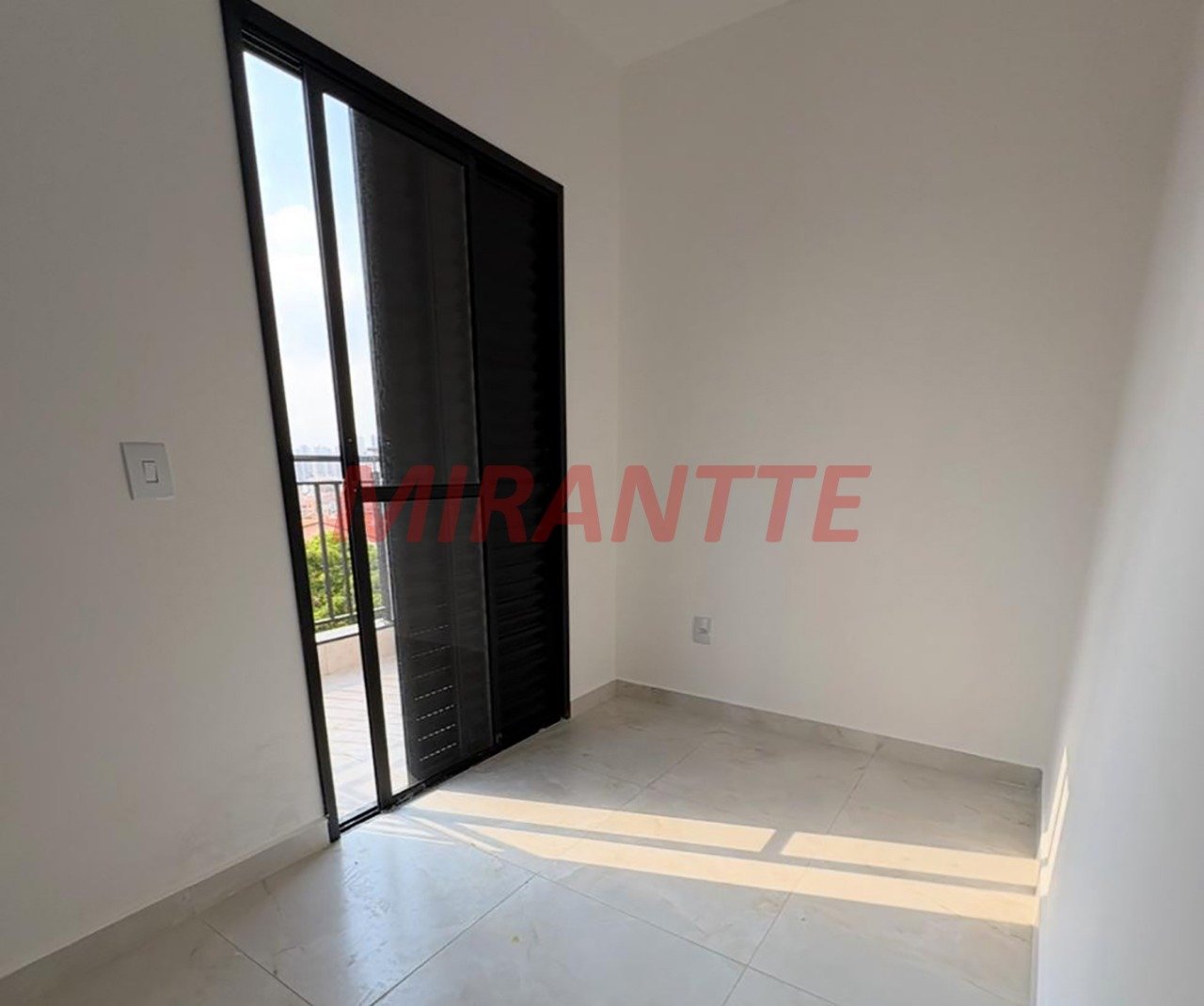 Apartamento de 35m² com 2 quartos em Vila Isolina Mazzei