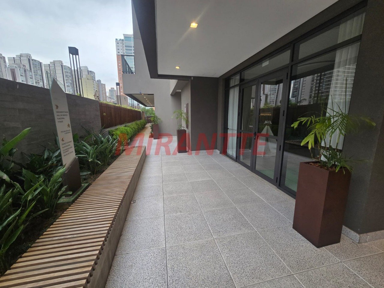 Apartamento de 156m² com 3 quartos em Perdizes