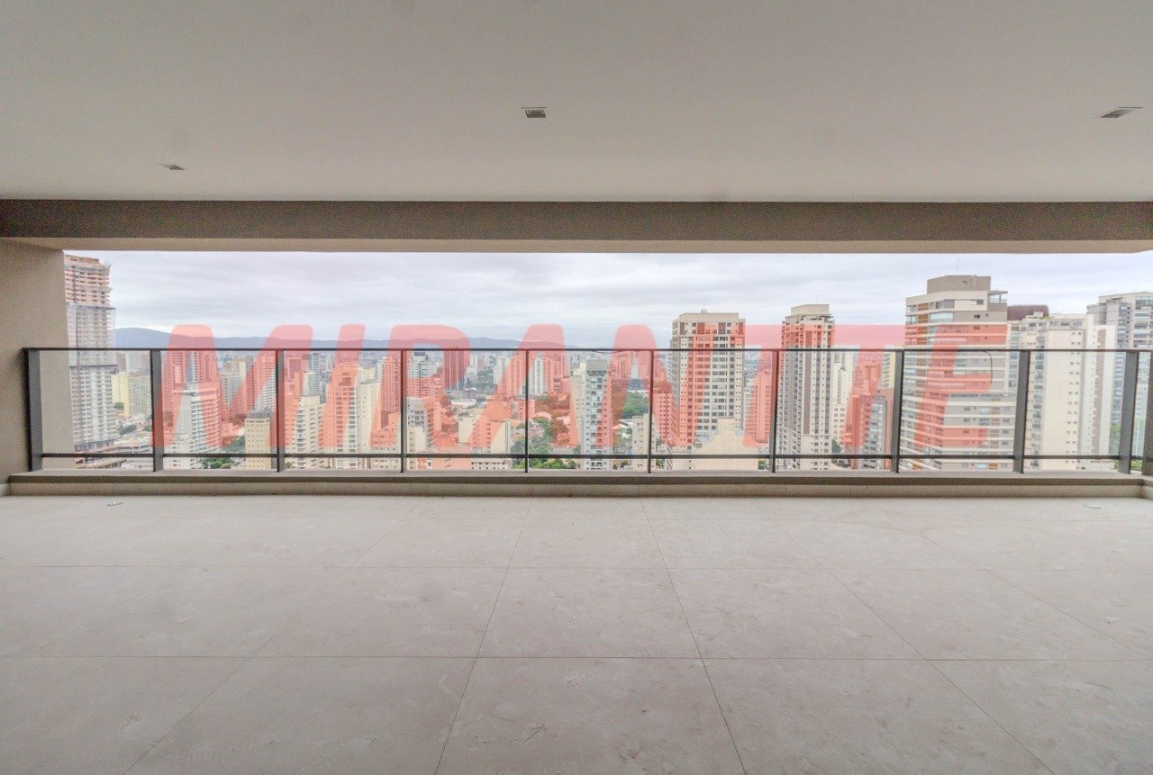 Apartamento de 156m² com 3 quartos em Perdizes