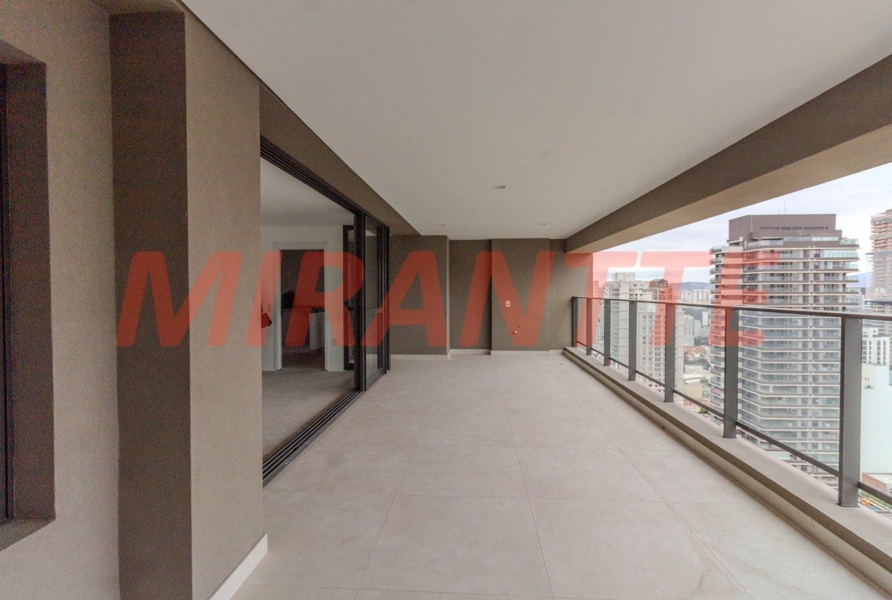 Apartamento de 156m² com 3 quartos em Perdizes