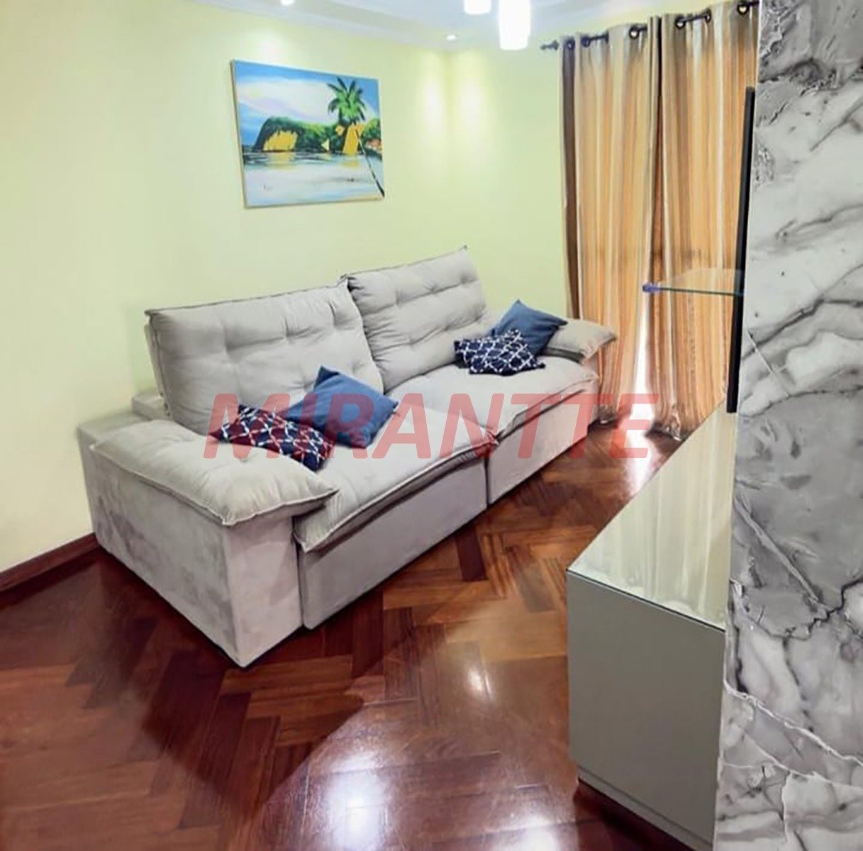 Apartamento de 58m² com 2 quartos em Santa Terezinha