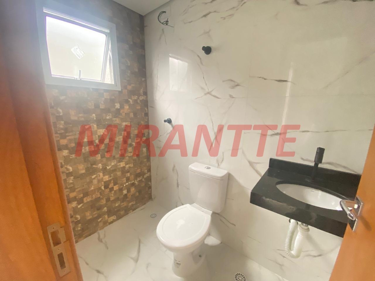 Apartamento de 55m² com 2 quartos em Limão