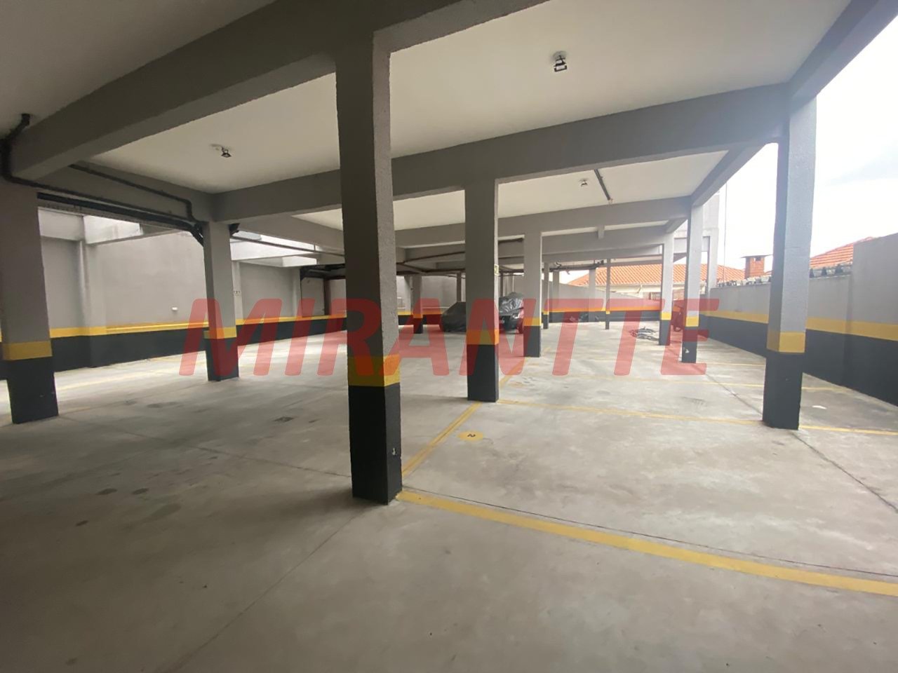 Apartamento de 55m² com 2 quartos em Limão