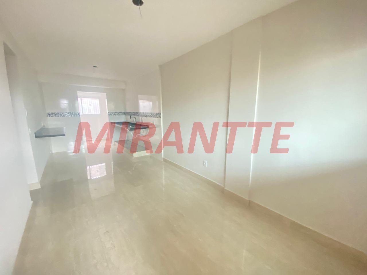 Apartamento de 55m² com 2 quartos em Limão
