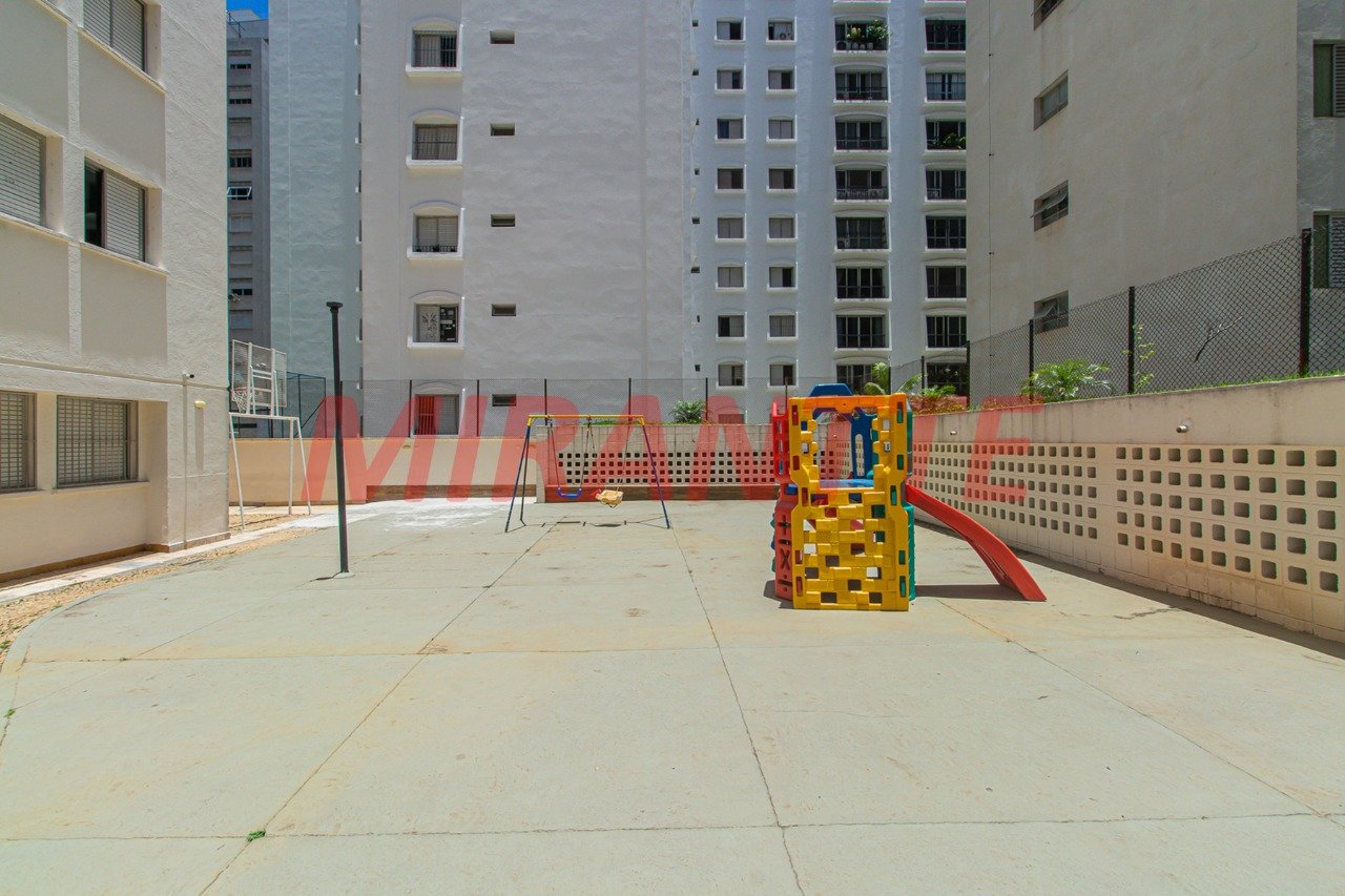 Apartamento de 85m² com 2 quartos em Santa Cecilia