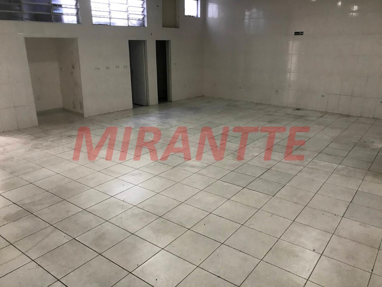 Comercial de 479m² em Santana