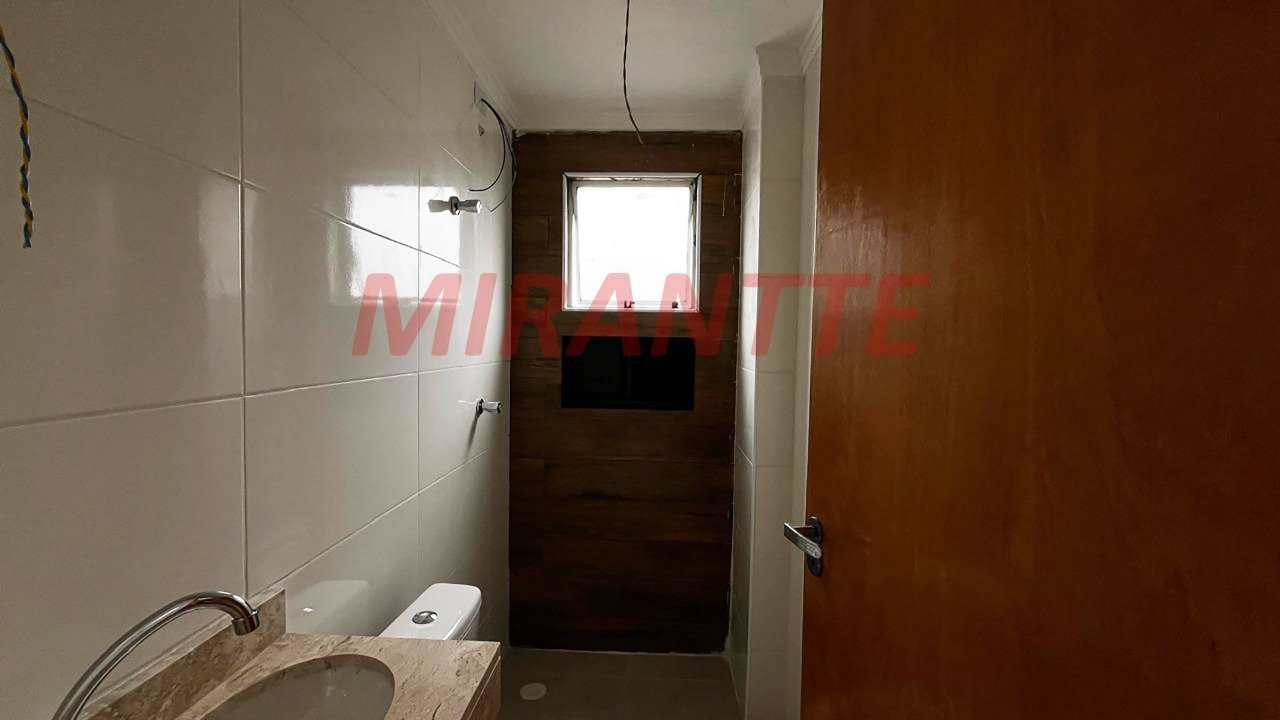 Apartamento de 59.71m² com 3 quartos em Água Fria