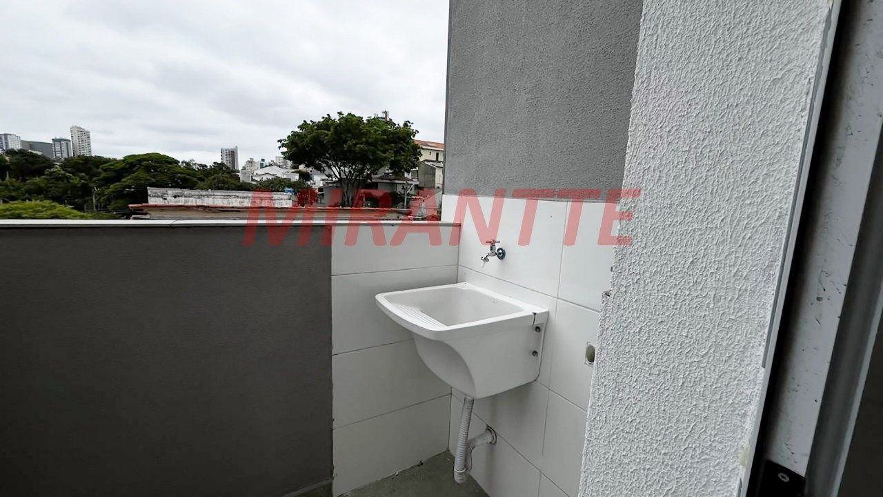 Apartamento de 59.71m² com 3 quartos em Água Fria