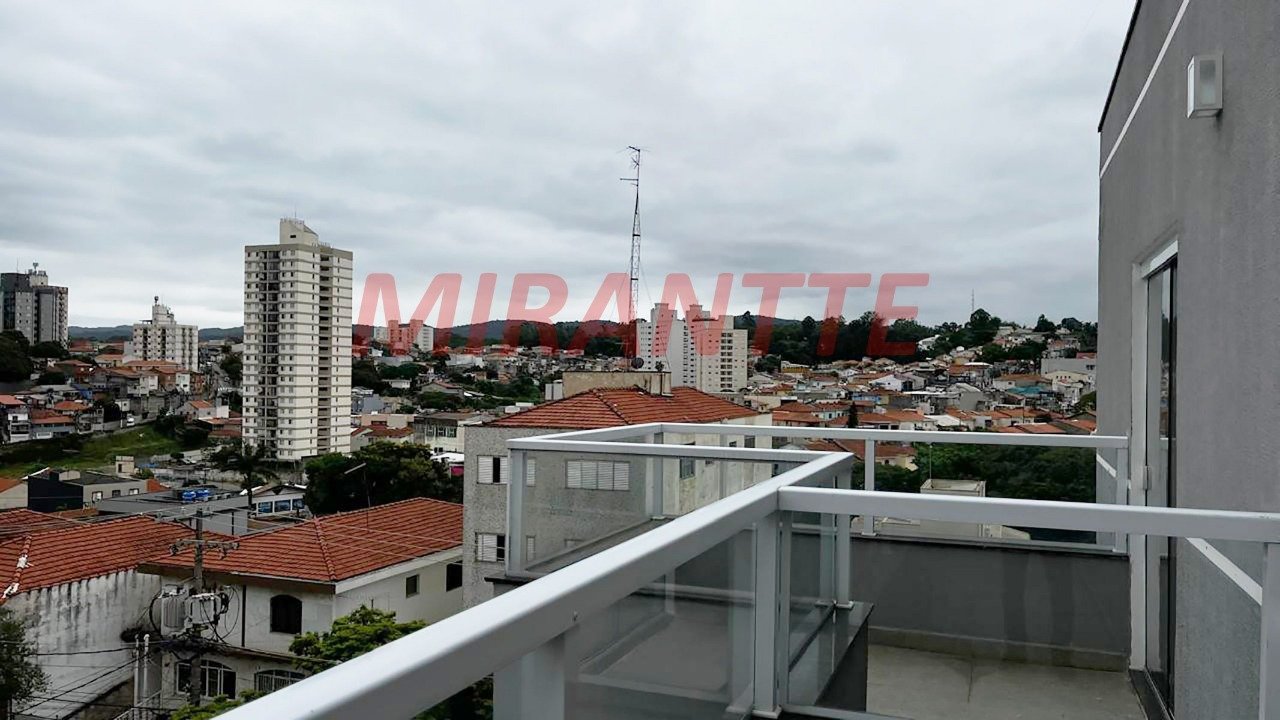 Apartamento de 59.71m² com 3 quartos em Água Fria