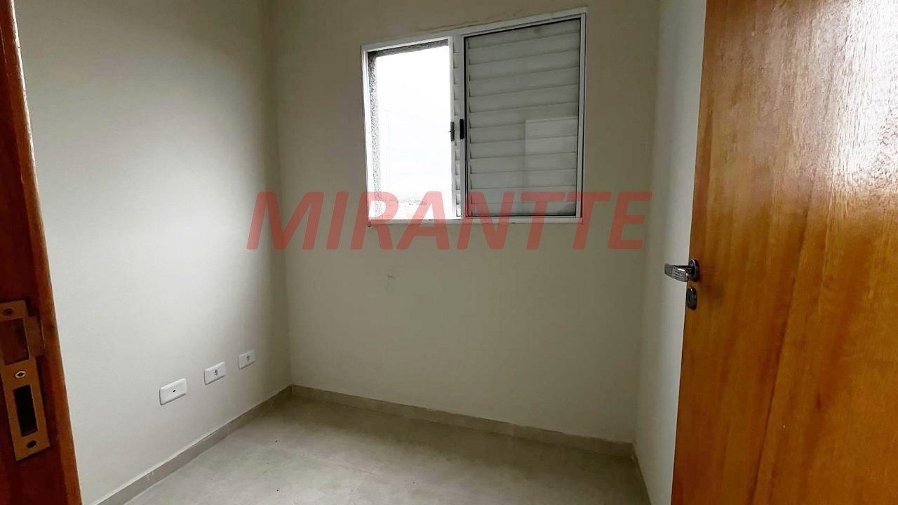 Apartamento de 59.71m² com 3 quartos em Água Fria