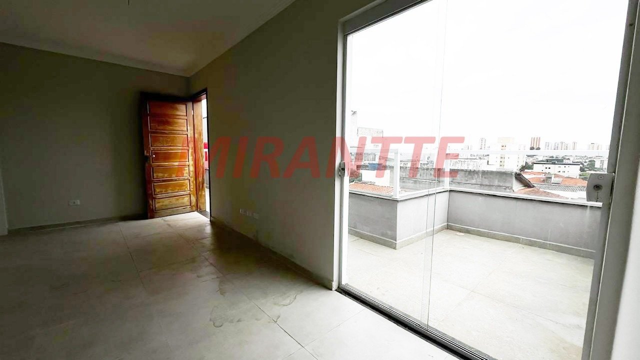 Apartamento de 59.71m² com 3 quartos em Água Fria