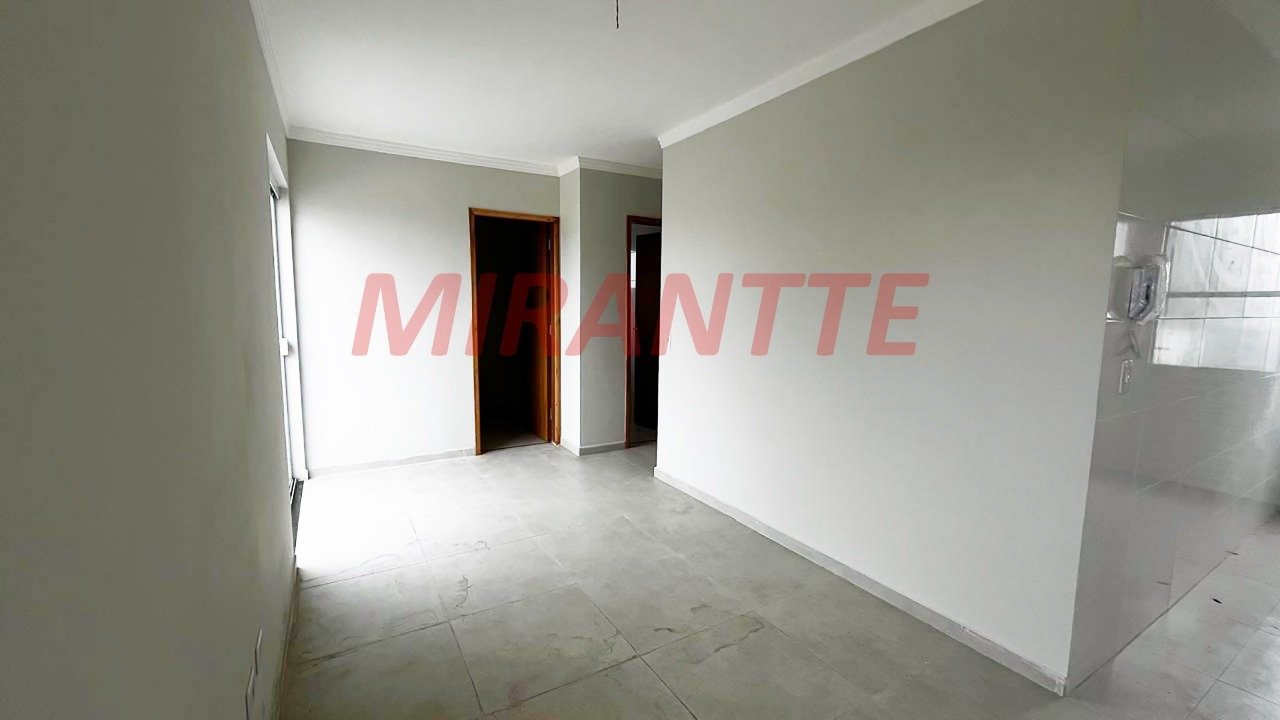 Apartamento de 59.71m² com 3 quartos em Água Fria