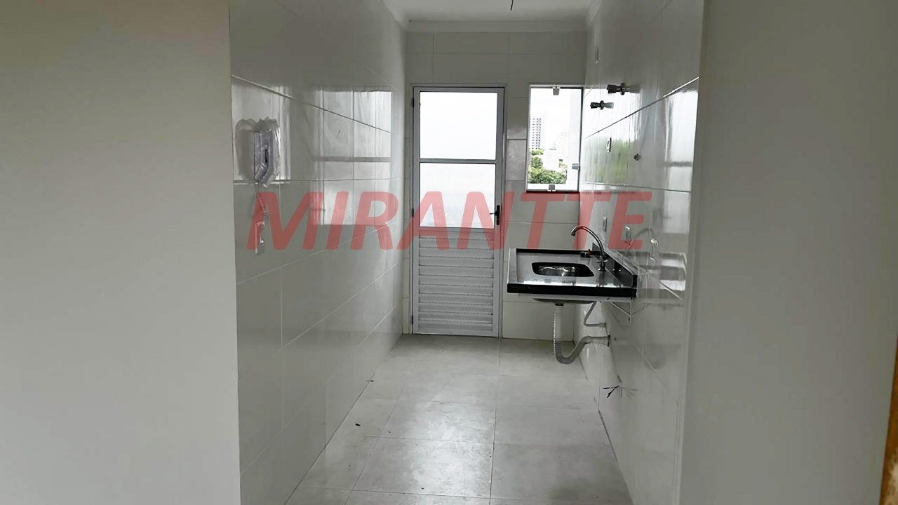 Apartamento de 59.71m² com 3 quartos em Água Fria