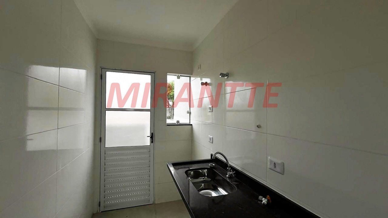 Apartamento de 52.44m² com 2 quartos em Água Fria