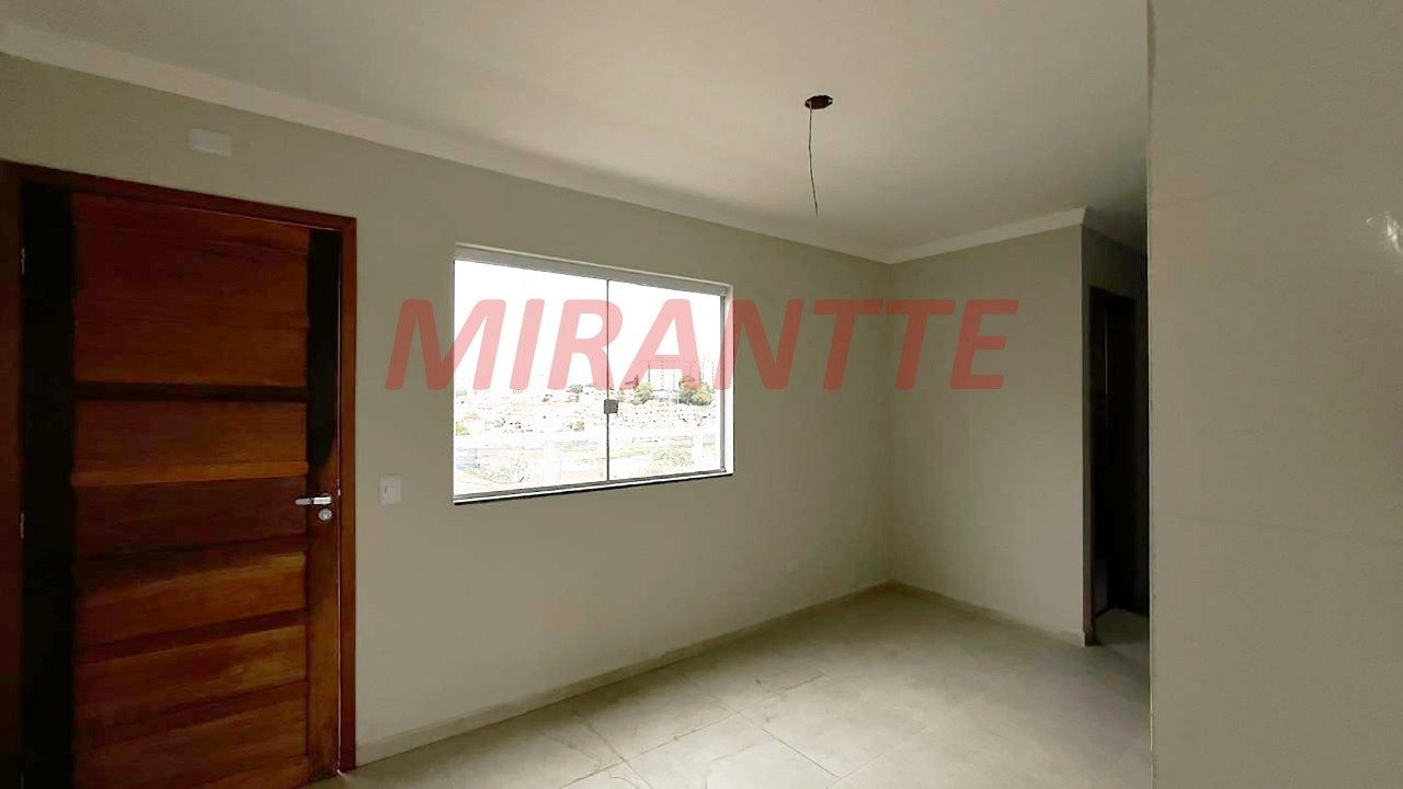 Apartamento de 52.44m² com 2 quartos em Água Fria