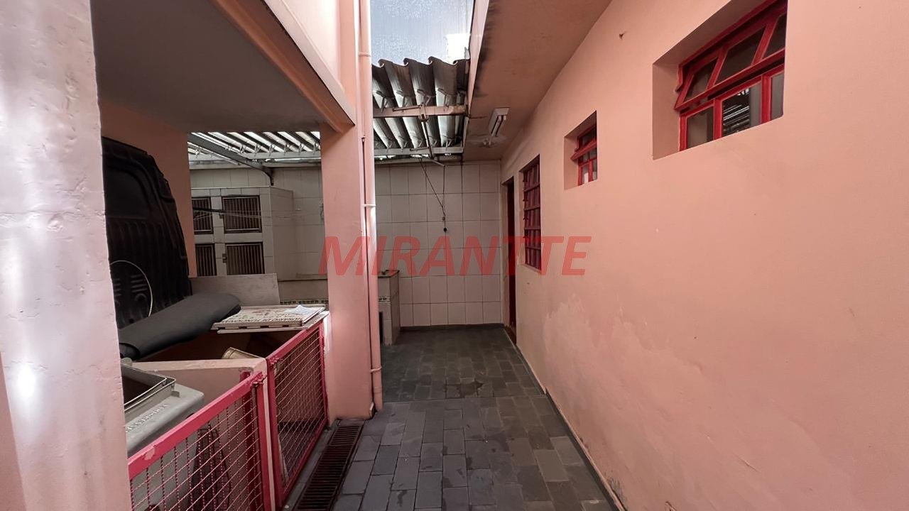Sobrado de 282m² com 6 quartos em Santana