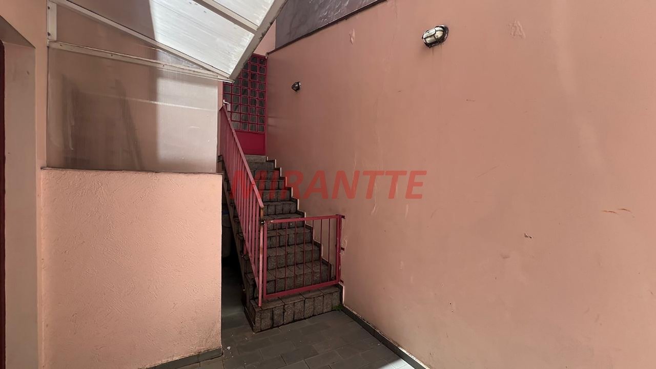 Sobrado de 282m² com 6 quartos em Santana