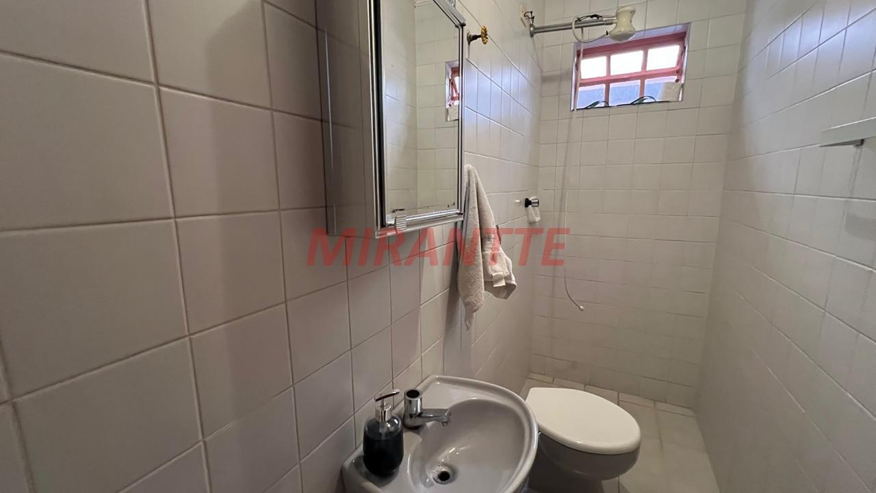 Sobrado de 282m² com 6 quartos em Santana