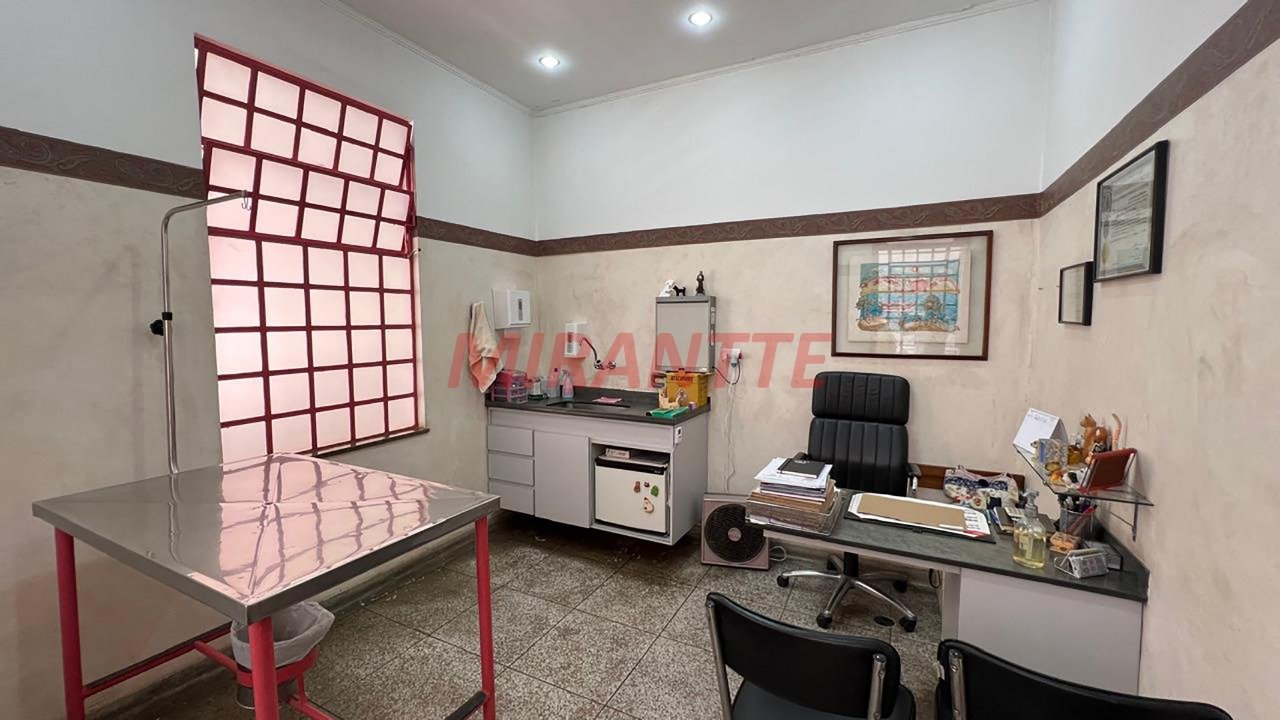 Sobrado de 282m² com 6 quartos em Santana