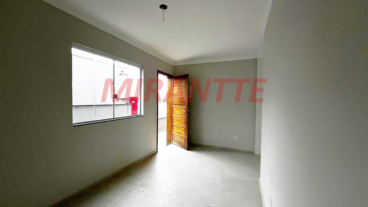 Apartamento de 65.94m² com 3 quartos em Água Fria