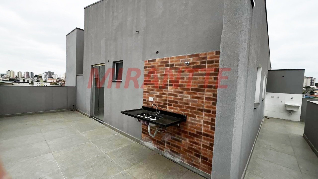 Apartamento de 65.94m² com 3 quartos em Água Fria