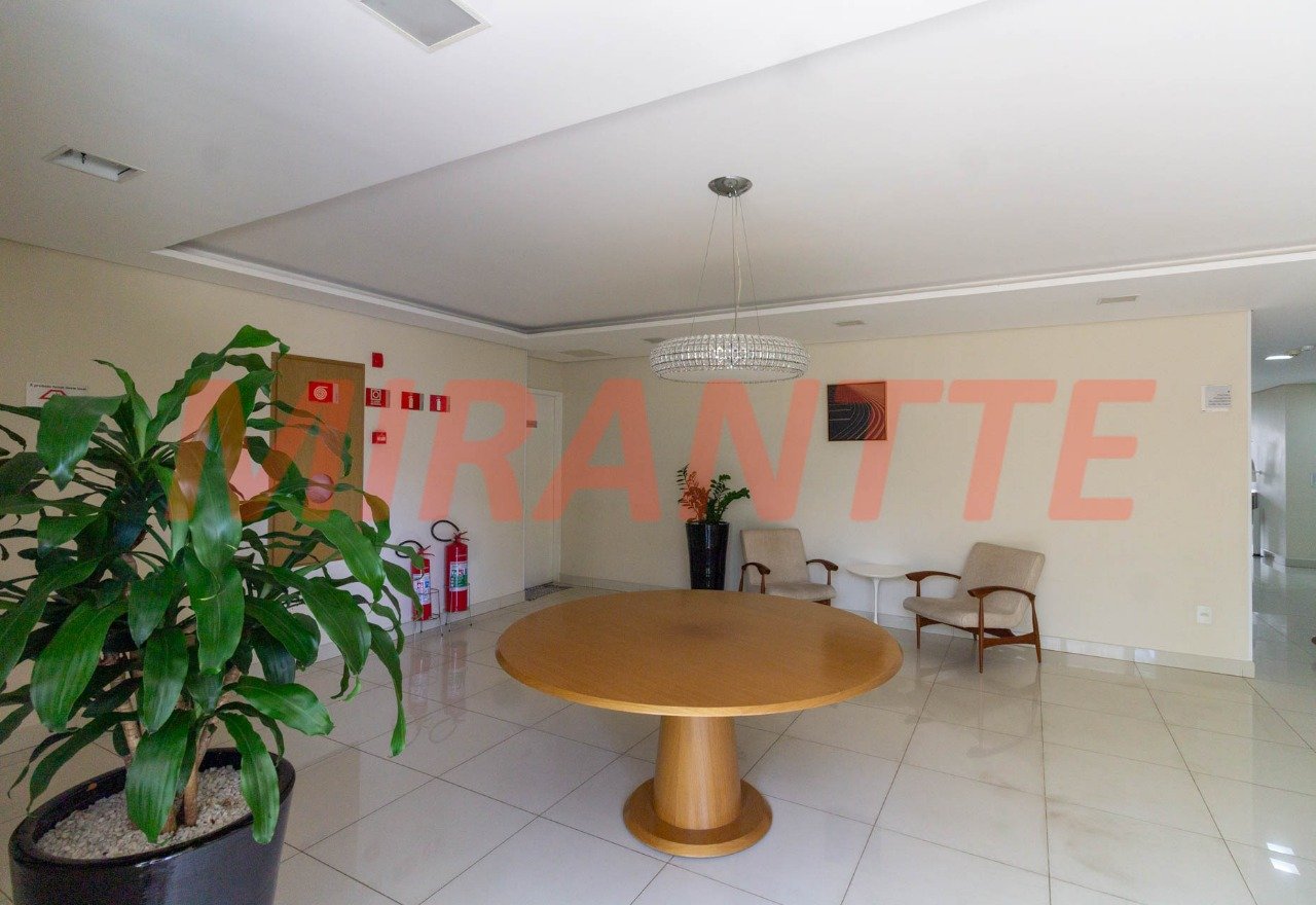 Apartamento de 72m² com 3 quartos em Santa Teresinha