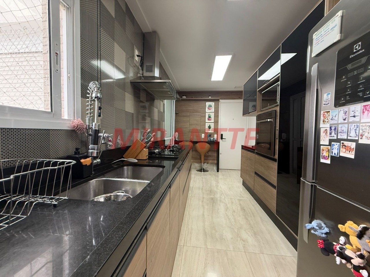 Apartamento de 184m² com 3 quartos em Santa Teresinha