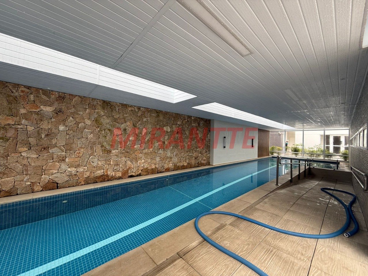 Apartamento de 184m² com 3 quartos em Santa Teresinha