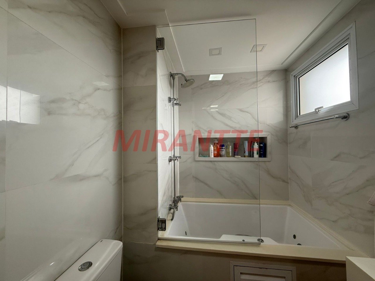Apartamento de 184m² com 3 quartos em Santa Teresinha