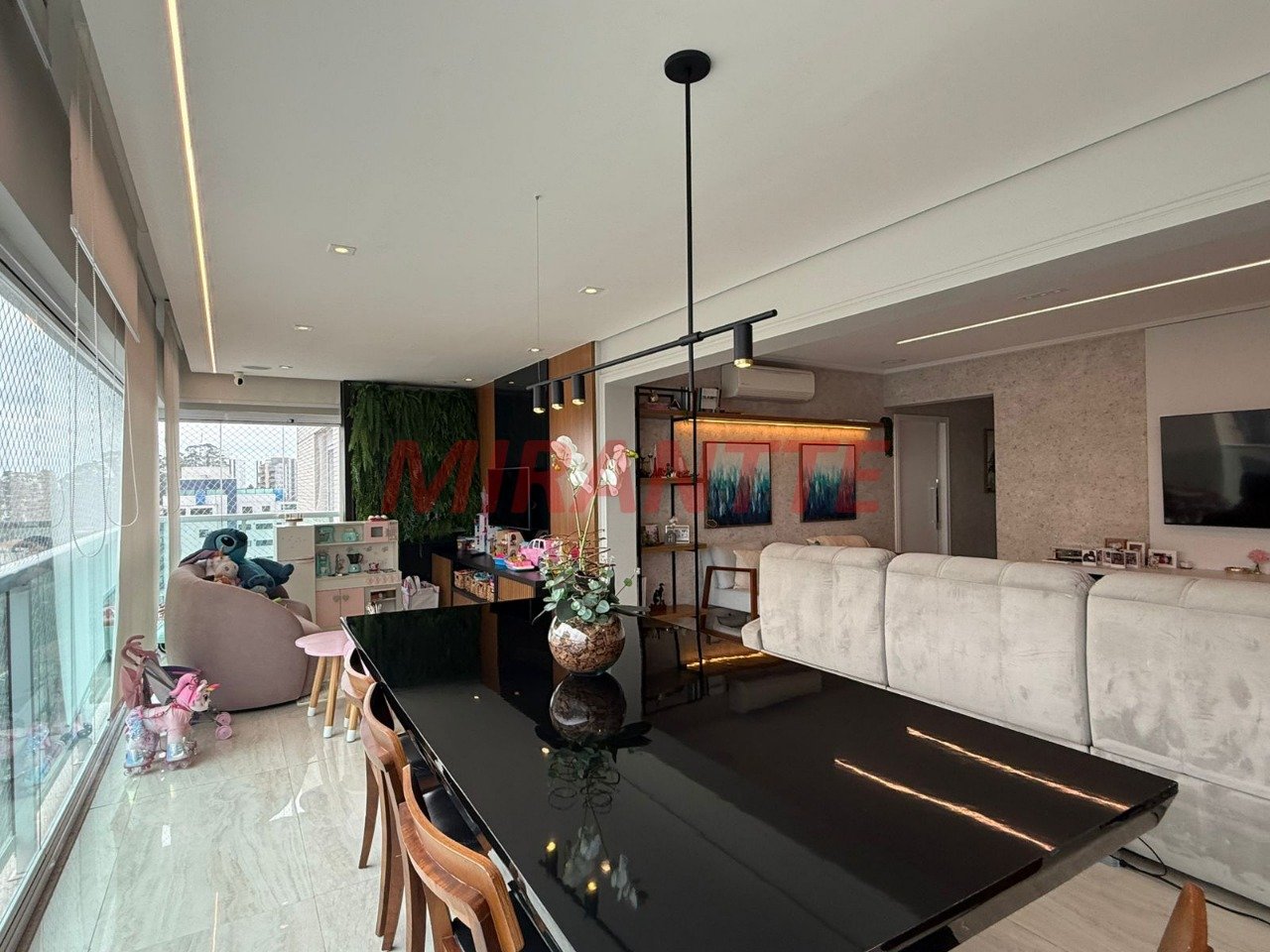 Apartamento de 184m² com 3 quartos em Santa Teresinha