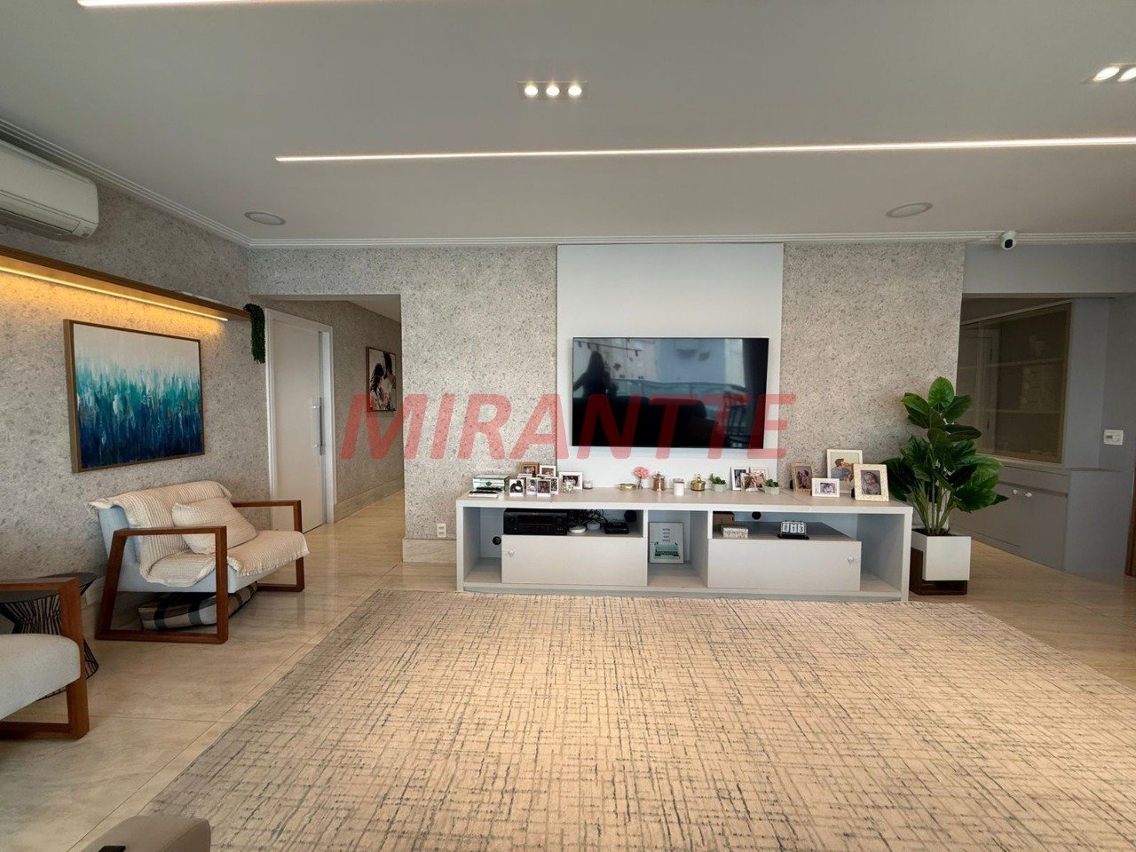Apartamento de 184m² com 3 quartos em Santa Teresinha