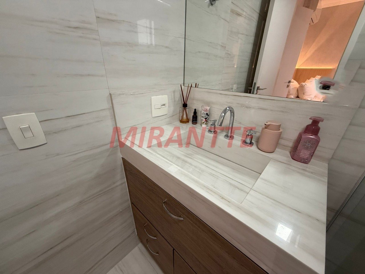 Apartamento de 184m² com 3 quartos em Santa Teresinha