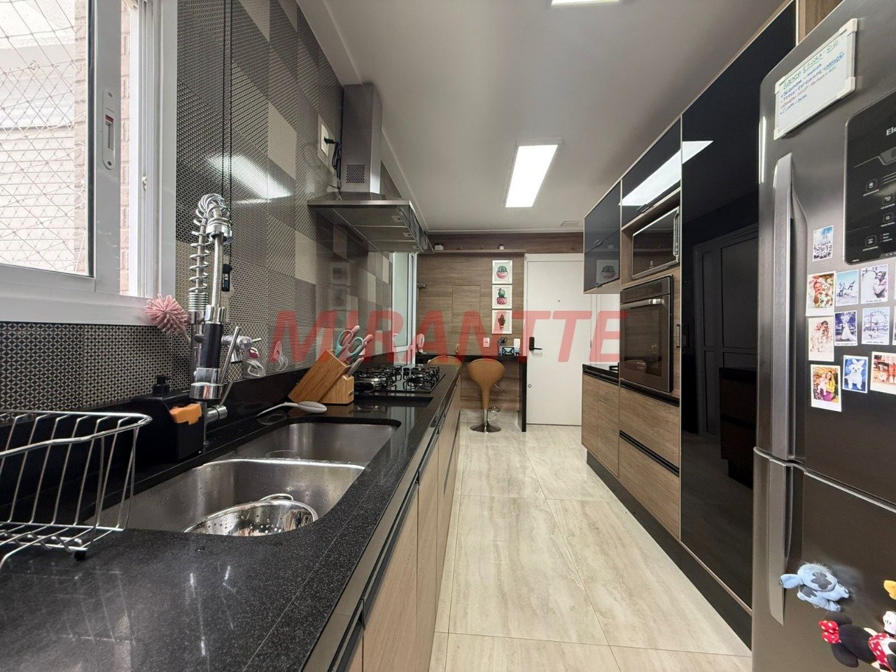 Apartamento de 184m² com 3 quartos em Santa Teresinha