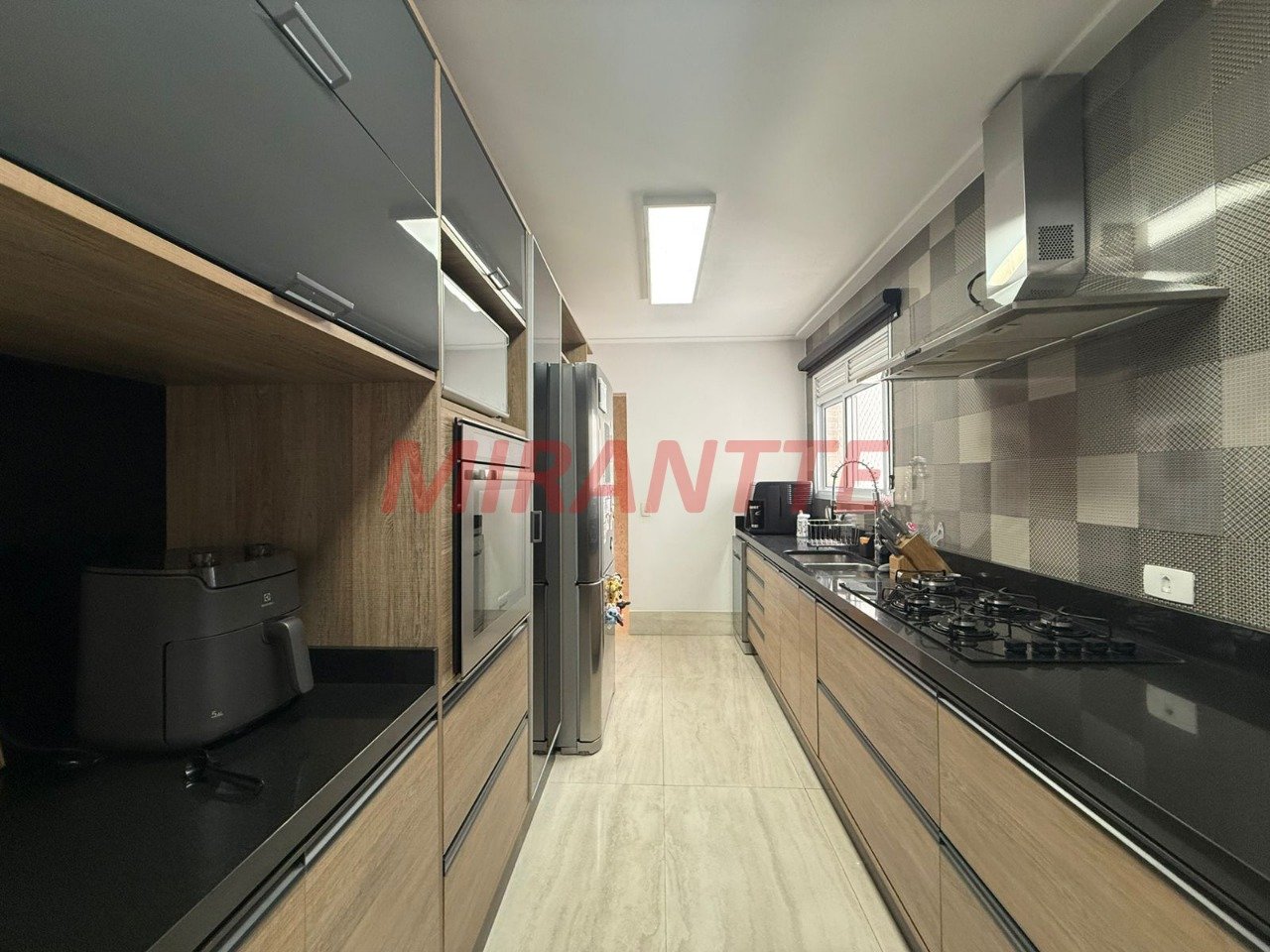Apartamento de 184m² com 3 quartos em Santa Teresinha