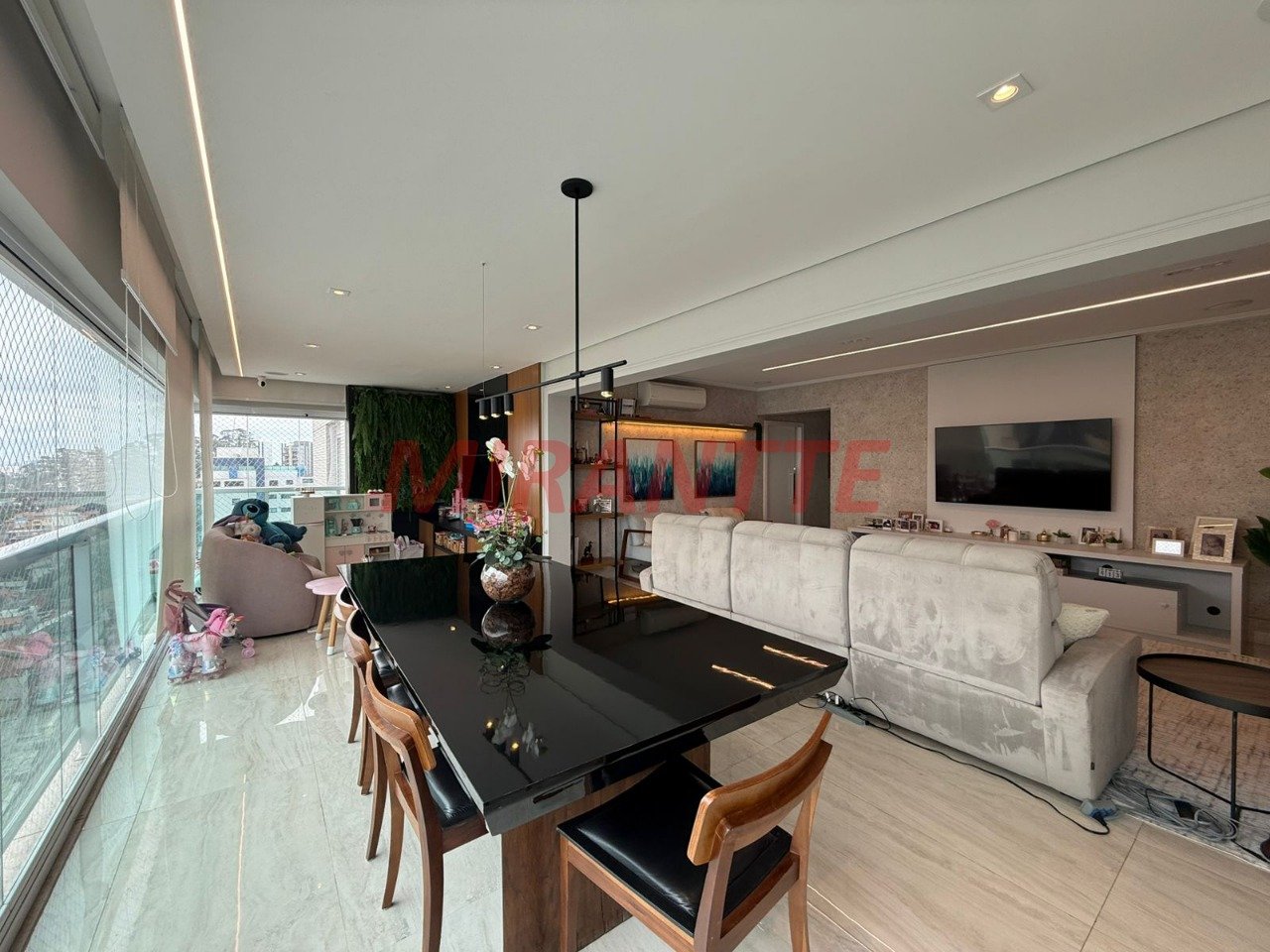 Apartamento de 184m² com 3 quartos em Santa Teresinha