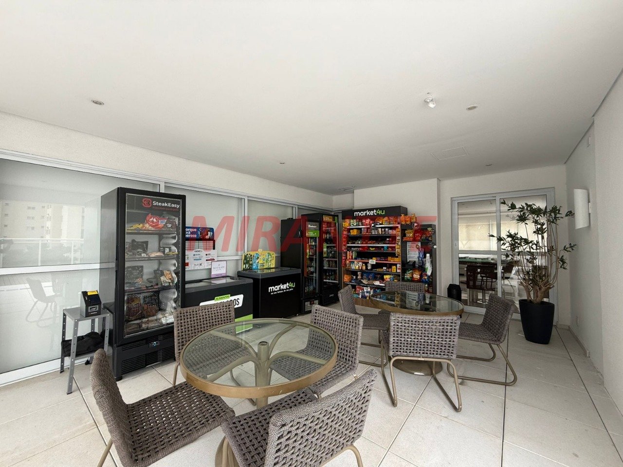 Apartamento de 184m² com 3 quartos em Santa Teresinha