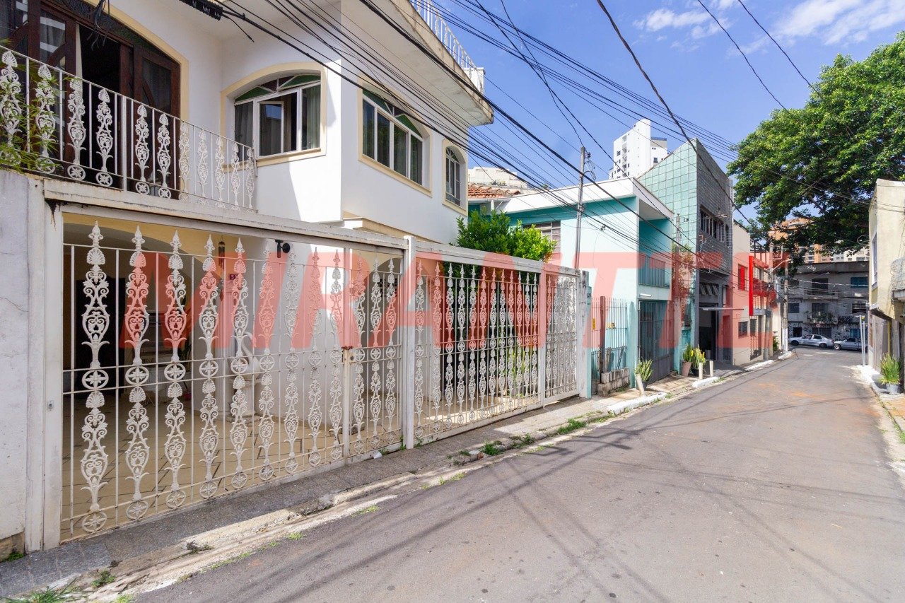 Sobrado de 150m² com 4 quartos em Santana