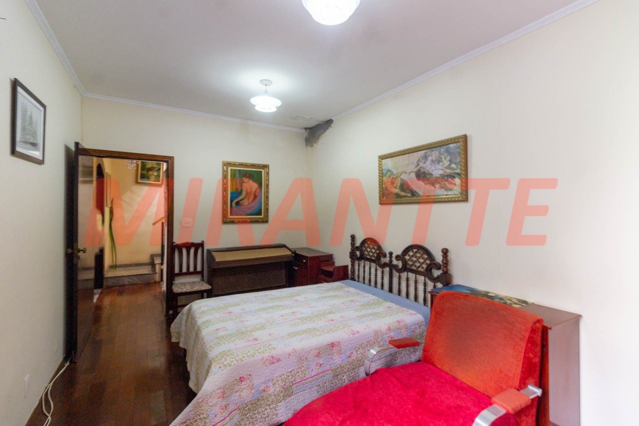 Sobrado de 150m² com 4 quartos em Santana